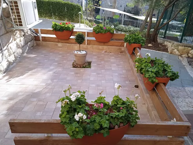 הקמת גינה של בית פרטי